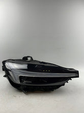 Laden Sie das Bild in den Galerie-Viewer, Frontscheinwerfer Volvo Xc60 II 32396574 Rechts Scheinwerfer Headlight SCH4476456522er