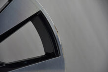 Load image into Gallery viewer, 1x Alufelge 17 Zoll 6.5" 5x100 48ET Glanz Silber 6F9601025D Seat Arona Rim Wheel FEL6482386608ms