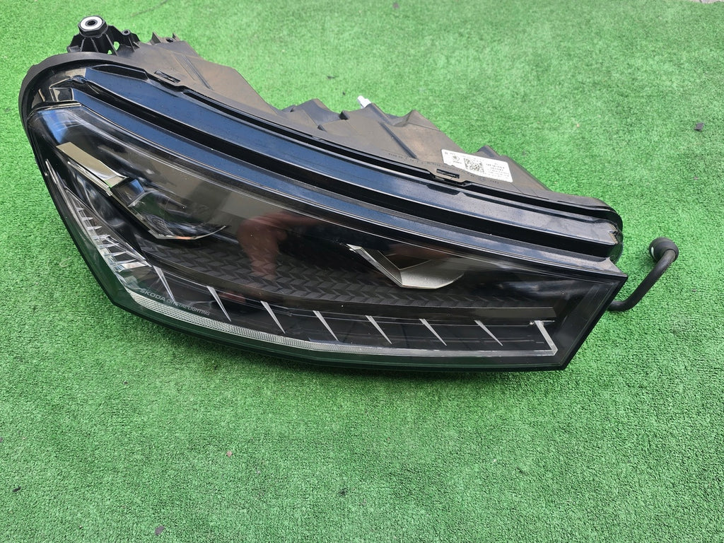 Frontscheinwerfer Skoda Fabia I 6VB941016B Full LED Rechts Headlight