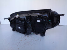 Load image into Gallery viewer, Frontscheinwerfer Opel Zafira Vivaro C 9832836480 XENON Rechts Headlight