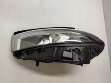 Laden Sie das Bild in den Galerie-Viewer, Frontscheinwerfer Mercedes-Benz W177 A1779064703 Full LED Rechts oder Links SCH7780225519wn