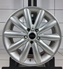 Load image into Gallery viewer, 1x Alufelge 17 Zoll 7.0" 5x112 45ET Glanz Silber 6855108 BMW 1 Mini F56 F55 FEL1251270493cm