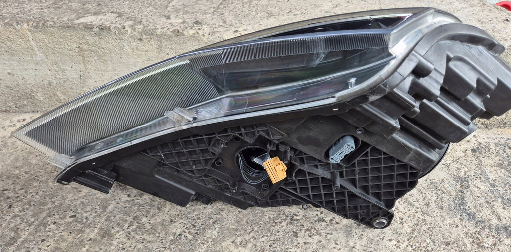 Frontscheinwerfer Skoda Superb III 3V1941015A Xenon Links Scheinwerfer Headlight