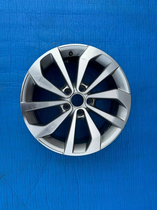 1x Alufelge 17 Zoll 7.0" 5x112 45ET Glanz Schwarz 2GA601025AG VW Rim Wheel FEL8814621807mi