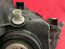 Laden Sie das Bild in den Galerie-Viewer, Frontscheinwerfer Honda Accord VIII I 99163117204 Rechts Scheinwerfer Headlight SCH9482755700cs