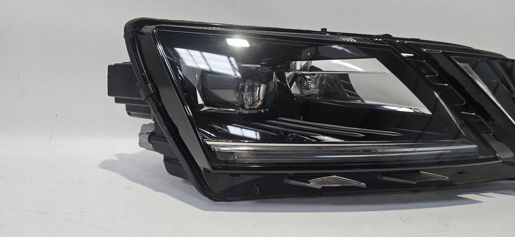 Frontscheinwerfer Skoda Octavia III 5E1941016 Full LED Rechts Headlight SCH5266468236zk