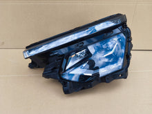 Laden Sie das Bild in den Galerie-Viewer, Frontscheinwerfer Skoda Kamiq 655941015C Full LED Ein Stück (Rechts oder Links) SCH6472331039ma
