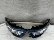 Laden Sie das Bild in den Galerie-Viewer, Frontscheinwerfer Iveco Daily I 5802325425 582325419 Ein Satz Headlight SCH9342263777fa