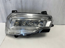 Laden Sie das Bild in den Galerie-Viewer, Frontscheinwerfer Daf 2188979 L353858 LED Rechts Scheinwerfer Headlight SCH4817022566fn