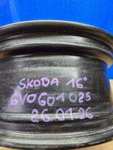 Laden Sie das Bild in den Galerie-Viewer, 1x Alufelge 16 Zoll 6V0601025 Skoda Fabia I Rim Wheel FEL4288189854ds