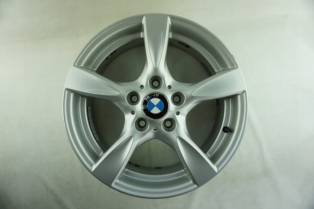 1x Alufelge 17 Zoll 6.5" 5x120 47ET Glanz Silber 6795561 BMW 1 E81 E87 Rim Wheel FEL5706566942gr