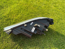 Laden Sie das Bild in den Galerie-Viewer, Frontscheinwerfer Tesla S 6005911-00-C Xenon Rechts Scheinwerfer Headlight
