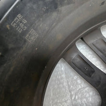 Load image into Gallery viewer, 1x Alufelge 17 Zoll 6.5" 5x112 48 5ET Glanz Schwarz RC27-657 Audi Rim Wheel FEL4926853415tn
