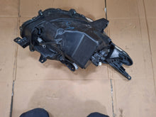 Load image into Gallery viewer, Frontscheinwerfer Fiat Fullback L200 Links Scheinwerfer Headlight SCH3576916358ou