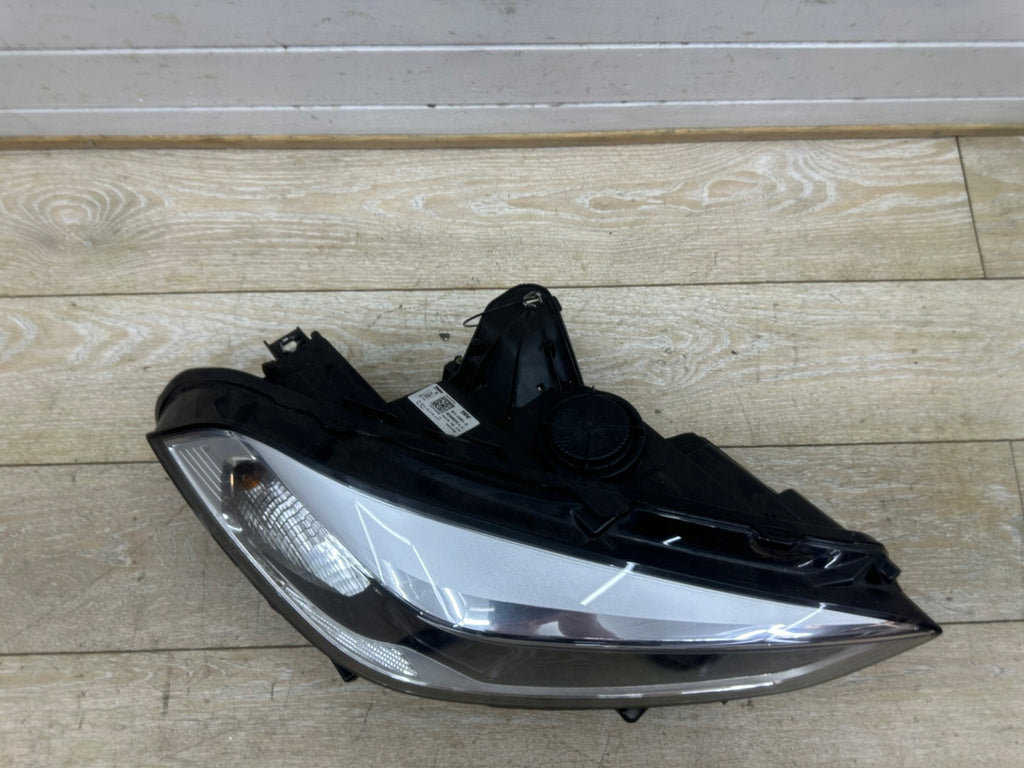 Frontscheinwerfer BMW 1 F40 7214913-13 7214914-13 Ein Satz Headlight SCH7293524200im