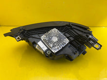 Laden Sie das Bild in den Galerie-Viewer, Frontscheinwerfer Opel Astra L 9855316680 LED Rechts Scheinwerfer Headlight SCH9409990262ev