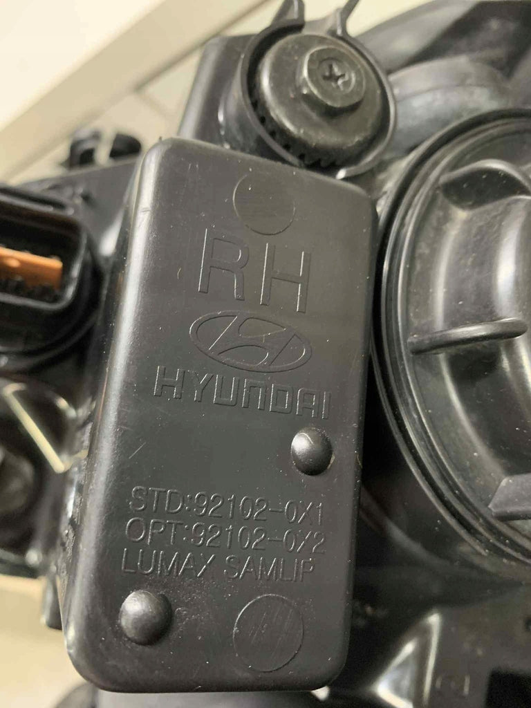 Frontscheinwerfer Hyundai I10 92102-0X1 Rechts Scheinwerfer Headlight