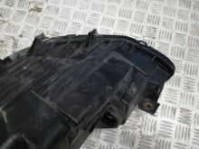 Laden Sie das Bild in den Galerie-Viewer, Frontscheinwerfer Mazda II FRE39438 Rechts Scheinwerfer Headlight