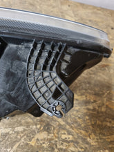 Laden Sie das Bild in den Galerie-Viewer, Frontscheinwerfer Ford Transit Custom Xenon Links Scheinwerfer Headlight