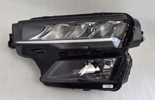 Laden Sie das Bild in den Galerie-Viewer, Frontscheinwerfer Skoda Karoq 57B941009KOD LED Links Scheinwerfer Headlight SCH7930531530wl