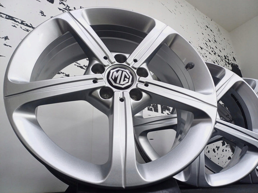 4x Alufelge 17 Zoll 6.5" 5x112 44ET Silber Mercedes-Benz Mg Tivoli Actyon I FEL4655332233ym