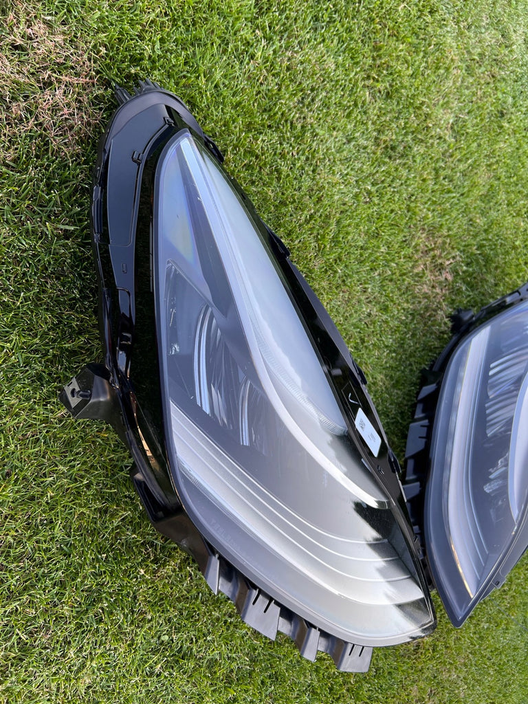 Frontscheinwerfer Tesla Model 3 1077376-00-C LED Rechts Scheinwerfer Headlight