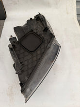 Laden Sie das Bild in den Galerie-Viewer, Frontscheinwerfer Renault Megane III 030124420400 0297141011260103187R Rechts SCH1238950158ul