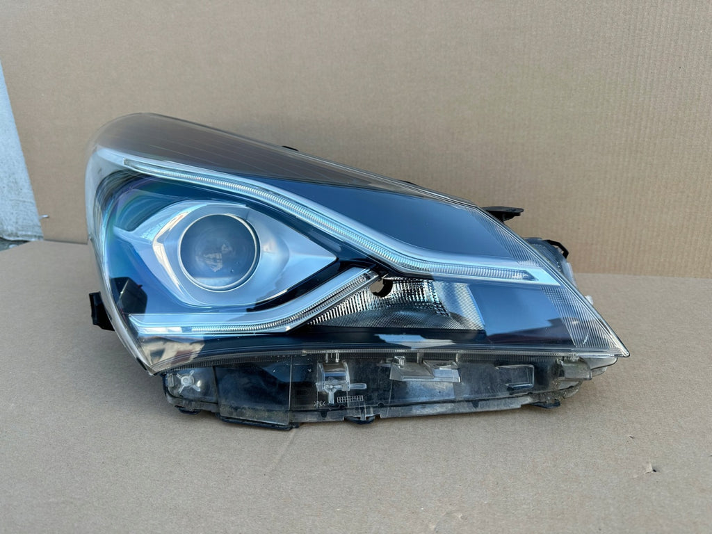 Frontscheinwerfer Toyota Yaris Rechts Scheinwerfer Headlight SCH4367096911qf