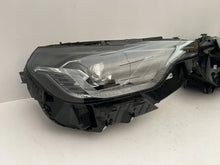 Laden Sie das Bild in den Galerie-Viewer, Frontscheinwerfer BMW 2 G42 8083635 8083636 LED Ein Satz Scheinwerfer Headlight SCH1842106300ps