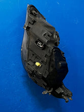 Laden Sie das Bild in den Galerie-Viewer, Frontscheinwerfer BMW E60 E61 Xenon Rechts Scheinwerfer Headlight SCH9260060255hf