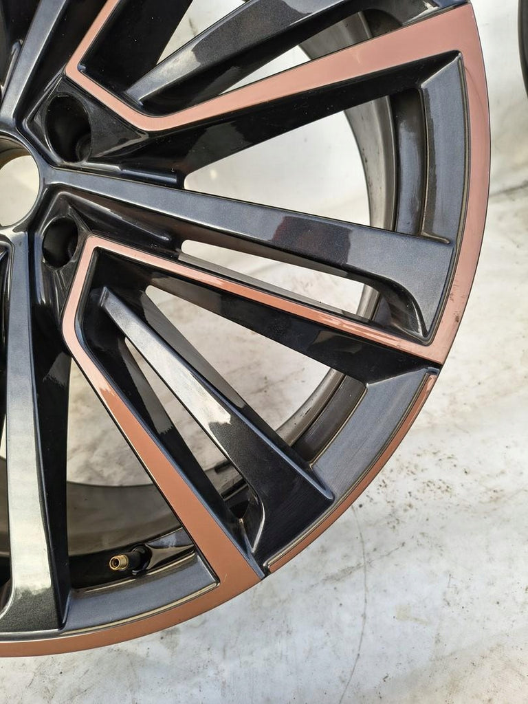 1x Alufelge 21 Zoll 8.5" 5x112 40ET 5LA601025 Skoda Enyaq Rim Wheel FEL2957103330wp
