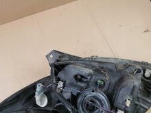 Laden Sie das Bild in den Galerie-Viewer, Frontscheinwerfer Dacia Sandero 8200733877- Rechts Scheinwerfer Headlight