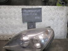 Laden Sie das Bild in den Galerie-Viewer, Frontscheinwerfer Opel Zafira B 0301214603 Links Scheinwerfer Headlight