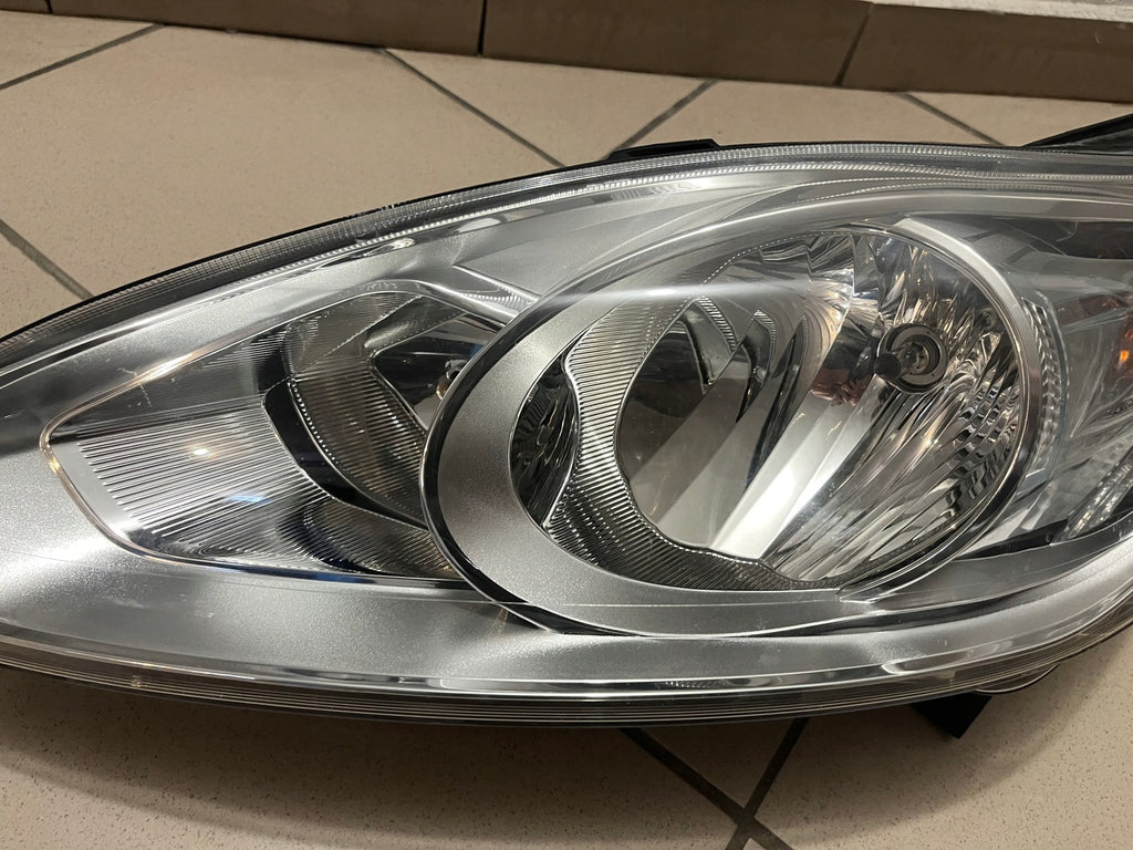 Frontscheinwerfer Ford C-Max Cmax AM51-13W030 Links Scheinwerfer Headlight