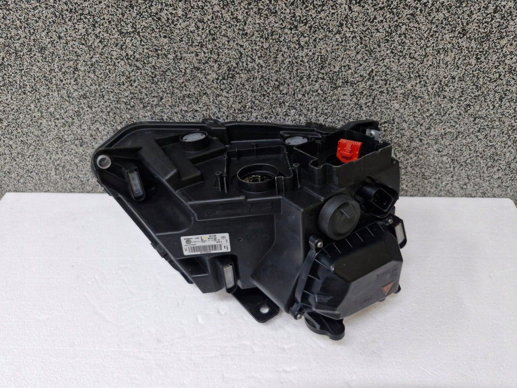 Frontscheinwerfer VW Amarok 2H3941031 Links Scheinwerfer Headlight SCH8914101194kt