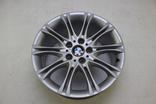 Laden Sie das Bild in den Galerie-Viewer, 1x Alufelge 18 Zoll 8.0" 5x120 20ET Glanz Silber BMW E60 E61 Rim Wheel FEL3829539154ld