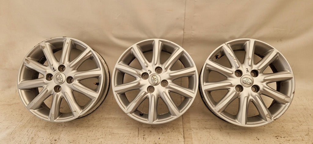 1x Alufelge 15 Zoll 4.5" 4x100 35ET Glanz Silber PW4570H006 Toyota Aygo