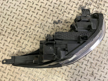 Laden Sie das Bild in den Galerie-Viewer, Frontscheinwerfer Kia Sportage 92101-F1500 Links Scheinwerfer Headlight SCH5482671592kj