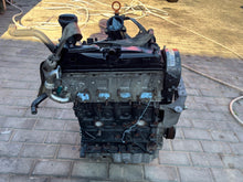 Laden Sie das Bild in den Galerie-Viewer, Motor VW Transporter CAAC 2.0 TDI Diesel Engine Komplett
