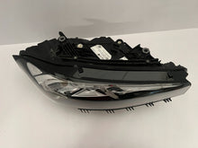 Laden Sie das Bild in den Galerie-Viewer, Frontscheinwerfer BMW 3 G21 G20 9450796 9450796-04 LED Rechts Headlight SCH2663570247mo