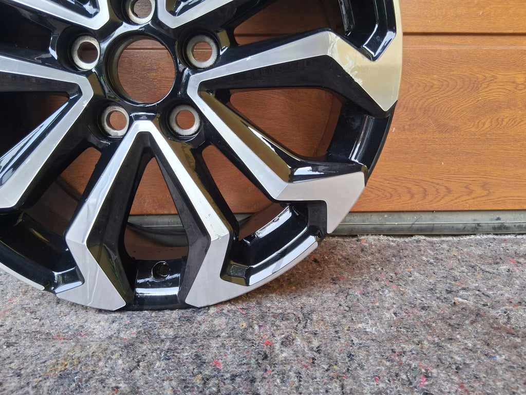 1x Alufelge 17 Zoll 7.0" 5x114.3 50ET Glanz Schwarz CMS1107-12 Toyota Auris FEL7994684663cc