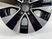 Laden Sie das Bild in den Galerie-Viewer, 1x Alufelge 17 Zoll 7.0" 5x112 51ET A4474015200 Mercedes-Benz Rim Wheel FEL8992590248mq
