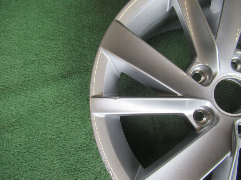 1x Alufelge 16 Zoll 6.5" 5x112 46ET 5H0071496 VW Golf Viii Rim Wheel FEL4891473947mq
