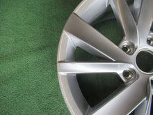 Load image into Gallery viewer, 1x Alufelge 16 Zoll 6.5" 5x112 46ET 5H0071496 VW Golf Viii Rim Wheel FEL4891473947mq