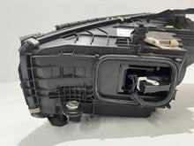 Laden Sie das Bild in den Galerie-Viewer, Frontscheinwerfer Mercedes-Benz A2069066204 LED Rechts Scheinwerfer Headlight SCH9026054849rv