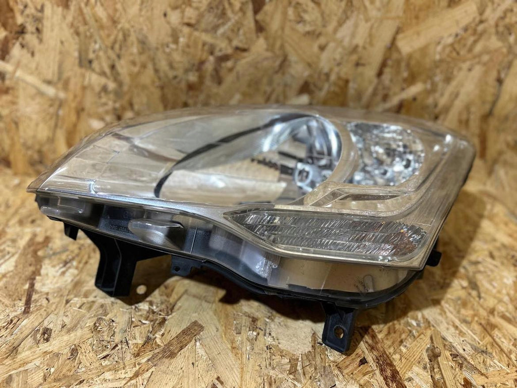 Frontscheinwerfer 9682828280 9682828180 Ein Stück (Rechts oder Links) Headlight