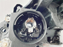 Laden Sie das Bild in den Galerie-Viewer, Frontscheinwerfer Mazda 3 BBM5-51030 Xenon Rechts Scheinwerfer Headlight