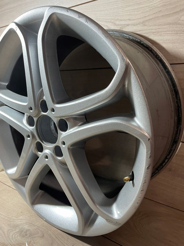 1x Alufelge 18 Zoll 8.5" 5x112 A2124016202 Mercedes-Benz W212 Rim Wheel FEL1302742747ha
