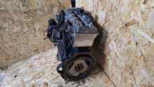 Load image into Gallery viewer, Motor Mercedes-Benz W202 611960 2.2 CDI 220TKm Diesel Engine Unkomplett