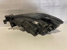 Laden Sie das Bild in den Galerie-Viewer, Frontscheinwerfer Mazda 6 Gj GRF5-51030 LED Rechts Scheinwerfer Headlight SCH9783925010jp